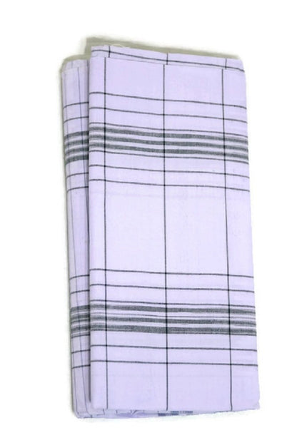 Stylesindia Men's Cotton Lungi Sarong Mundu Dhoti Kaili India Ethnic Dress White Base Assorted Checks